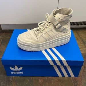 Adidas triple platforum hi